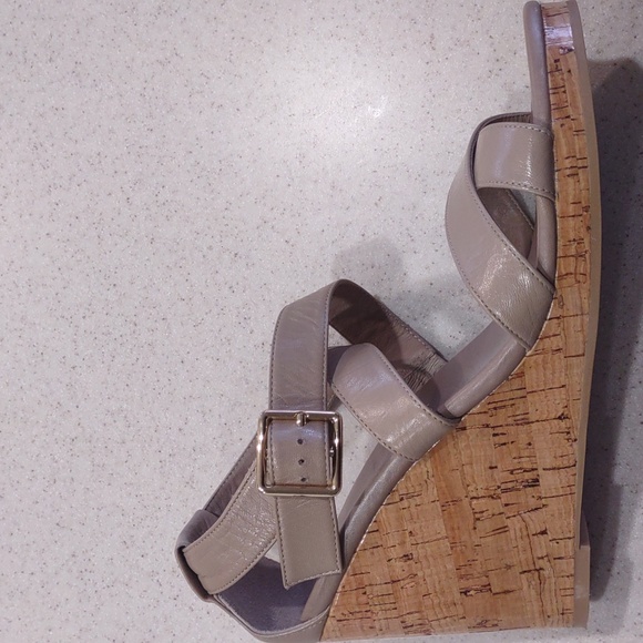 Cole Haan Grand Os Cork Wedge Sandals Size 9 Medium EUC - Picture 8 of 16